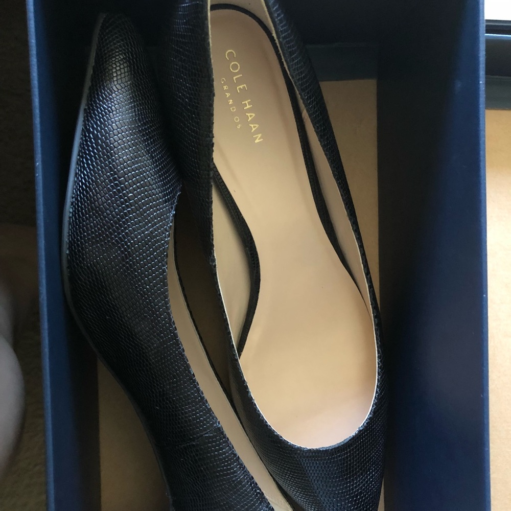 Cole Haan Prieta low pump II (Color Black)